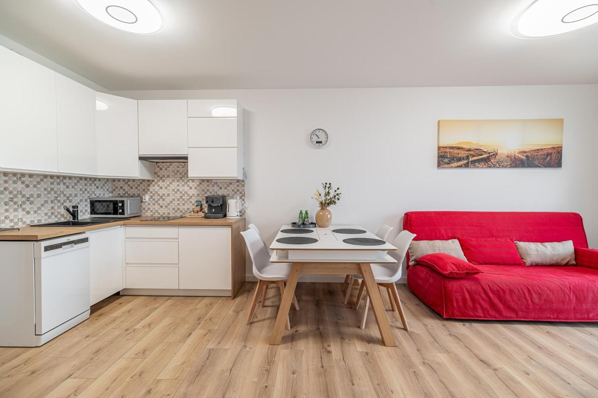 Horyzont Apartamenty - Navigator- Mozliwosc Wykupienia Sniadan!!! Kolobrzeg Exterior photo